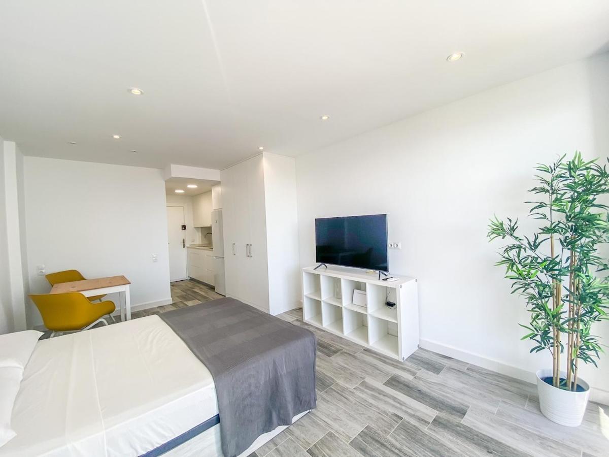 דירות טורמולינוס Wifi, Terraza, Piscina Y Acceso Privado A La Playa מראה חיצוני תמונה